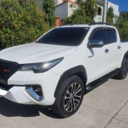 2018 Toyota Hilux en venta.