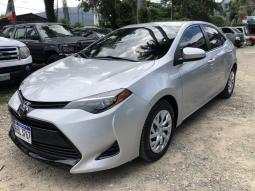 2018 Toyota Corolla LE en venta.