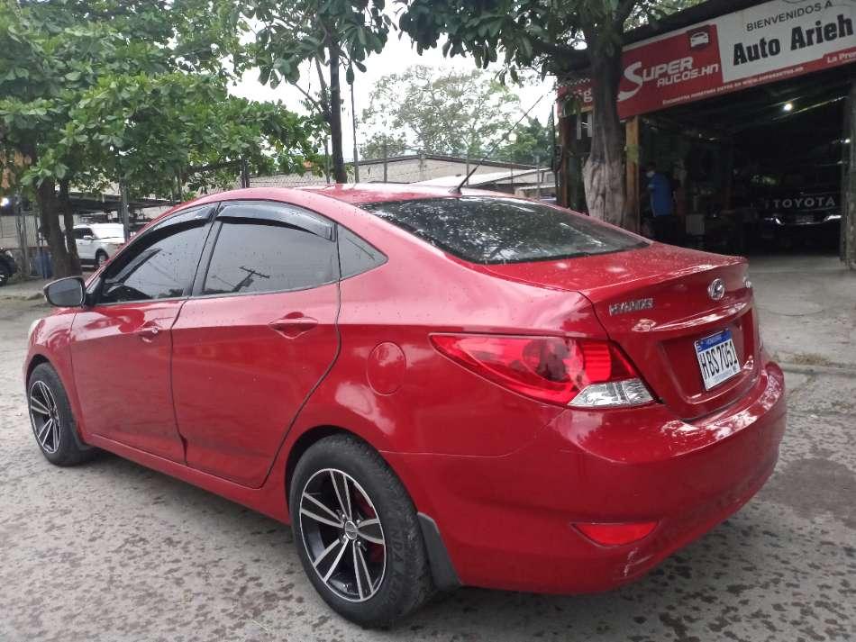 Hyundai Accent Blue San Pedro Sula