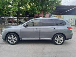 2016 Nissan Pathfinder en venta.