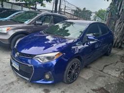 2015 Toyota Corolla en venta.